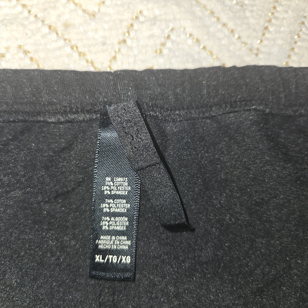 SKIMS Rhinestones Leggings - Picture 5 of 5
